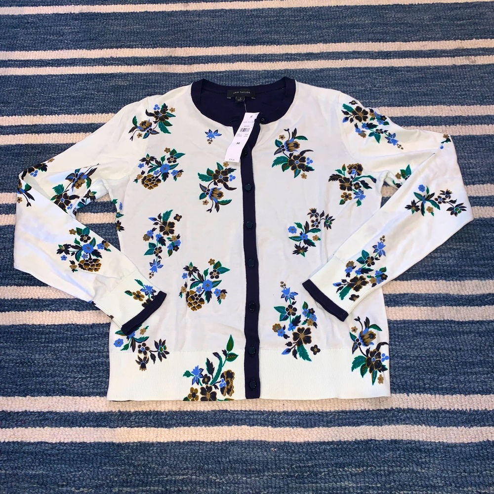 Ann Taylor Floral Button Up Cardigan Medium NWT